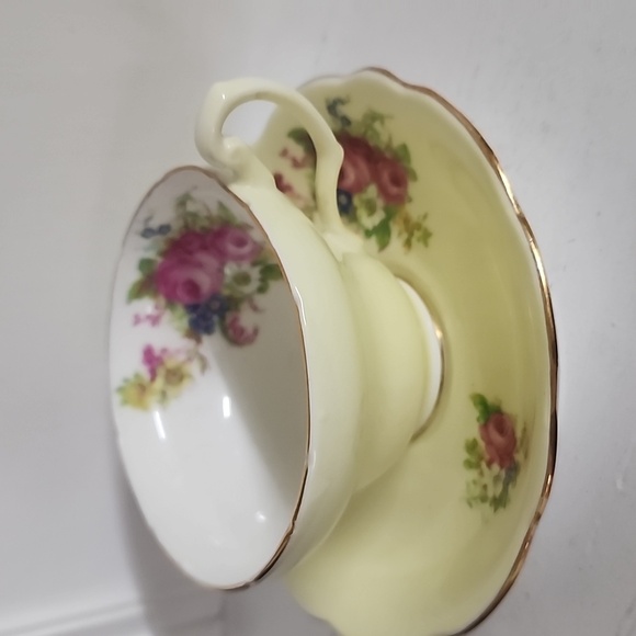 Foley Tulip Green Bone China Teacup and Saucer Set England - Picture 7 of 7